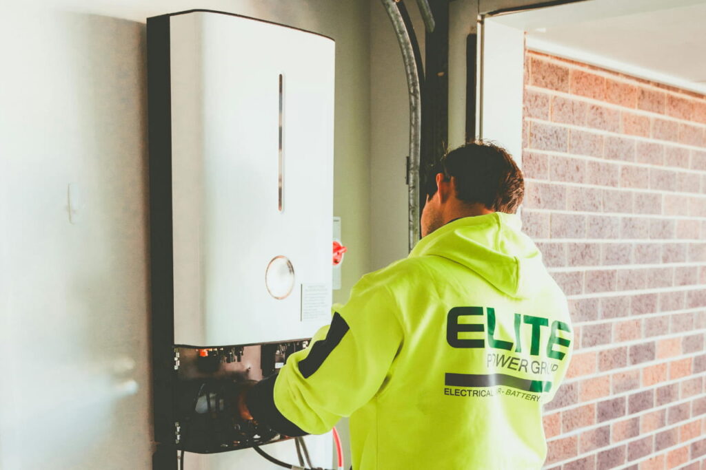 Inverter Sizing: Why Peak Load Matters More Than Average Consumption